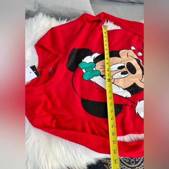 NEW! Disney's Minnie Mouse Women's Holiday Graphic Tee by Family Fun™ - Small - Picture 6 of 6